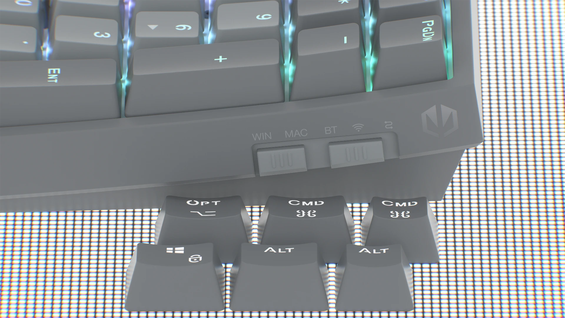 Zbliżenie na przełącznik trybu Windows/macOS na boku obudowy oraz zestawy keycapów dla Windows i macOS 