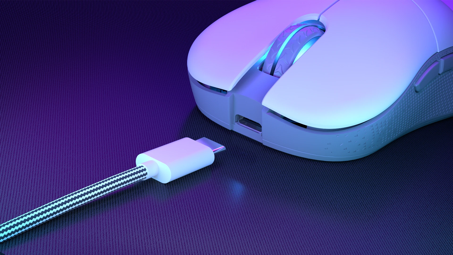 Zbliżenie na port USB-C w myszce GEM Plus Wireless Onyx White umożliwiający szybkie ładowanie akumulatora 