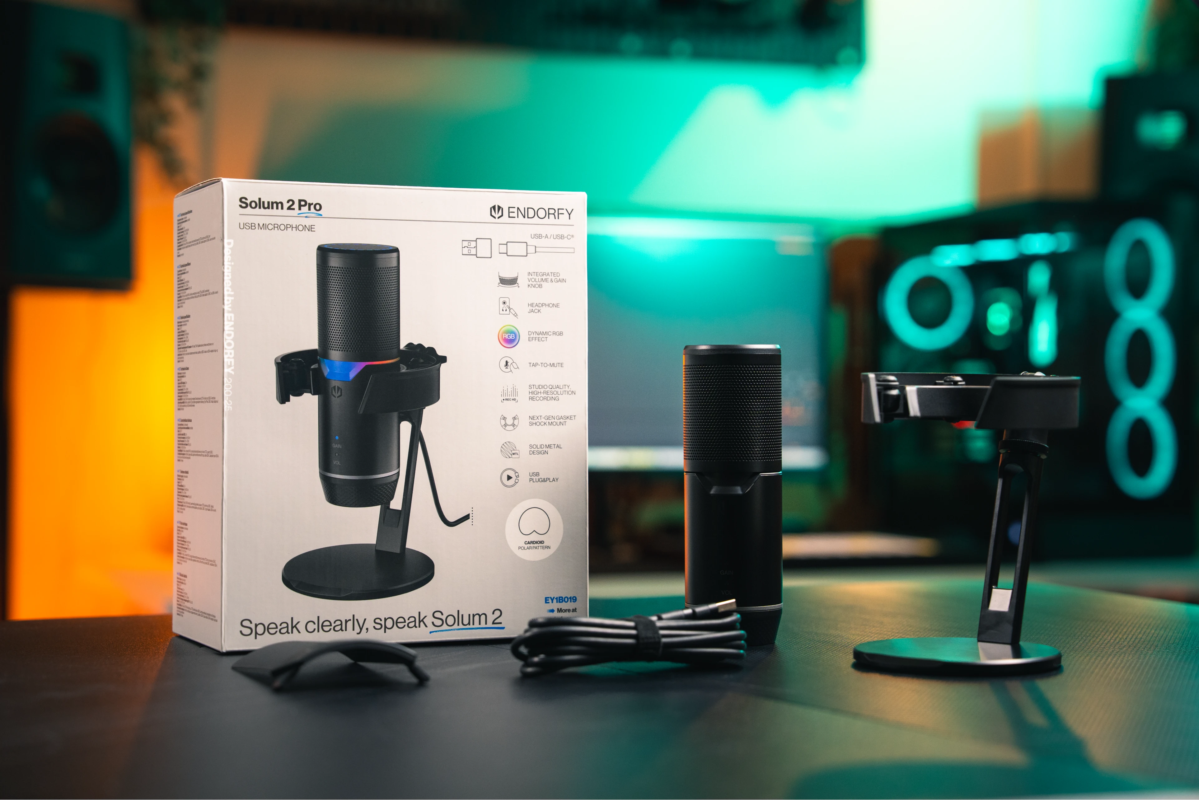 ENDORFY Solum 2 Pro retail box and included accessories